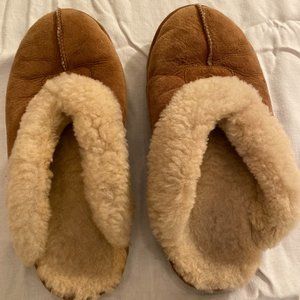 UGGS WOMENS COQUETTE SLIPPER - Size 7.5/8